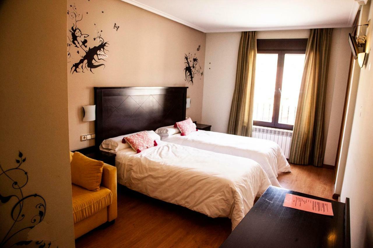 Hotel Rural Camero Viejo Laguna de Cameros 外观 照片